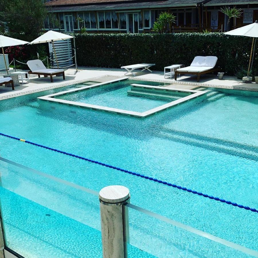 Teresita Wellness Club Apartment Viareggio Luaran gambar